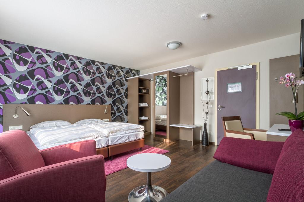 Hotel L'Adresse Garni Heusweiler Pokój zdjęcie