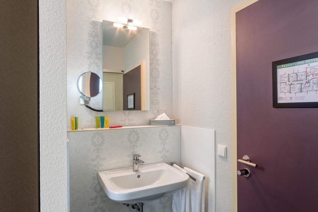 Hotel L'Adresse Garni Heusweiler Zewnętrze zdjęcie