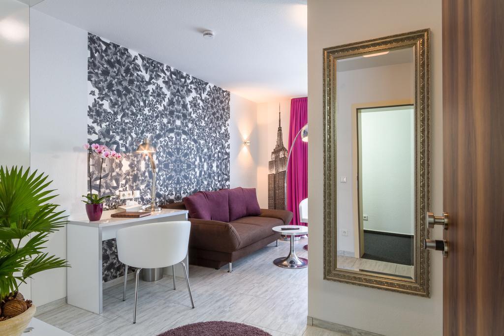Hotel L'Adresse Garni Heusweiler Zewnętrze zdjęcie