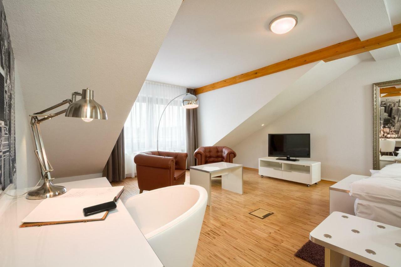 Hotel L'Adresse Garni Heusweiler Zewnętrze zdjęcie