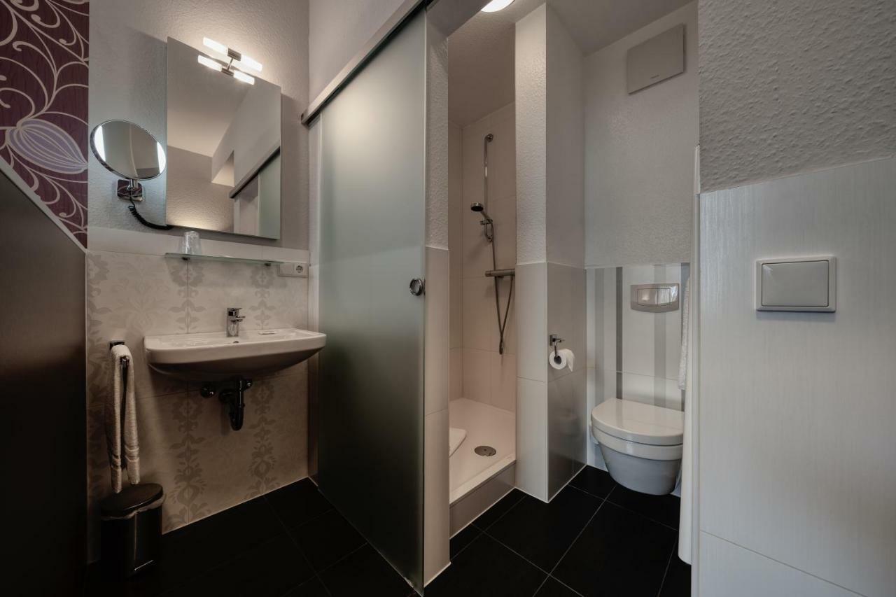 Hotel L'Adresse Garni Heusweiler Zewnętrze zdjęcie